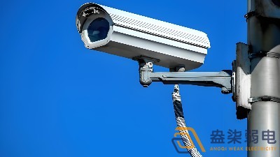 夏季高溫對室外監(jiān)控攝像頭的影響