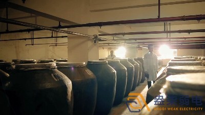 成都盎柒弱電—酒廠窖池測溫儀有什么作用？